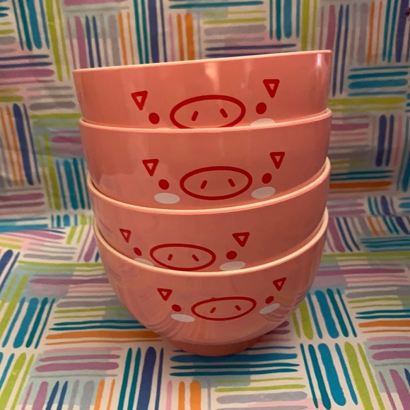Daiso Other - Pink pig print lacquered japan bowl